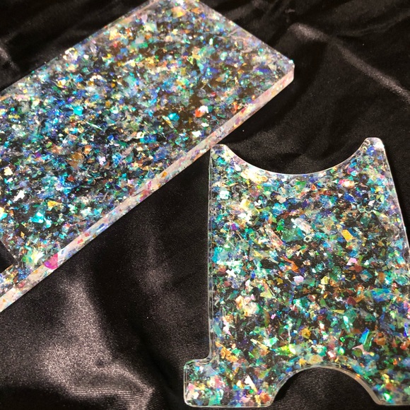 Aurora Rainbow Confetti Phone Stand - Picture 12 of 14